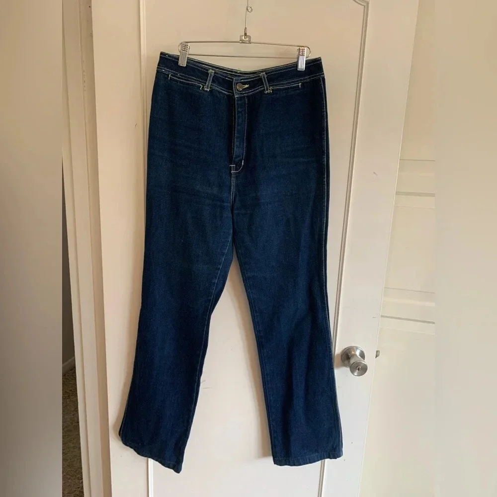Vintage Givenchy 70's style straight leg high rise jeans. Size 28. - Picture 4 of 17